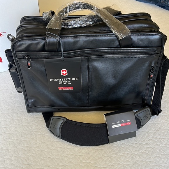 Victorinox Bags Victorinox 9s Trevi Black Leather Laptop Case